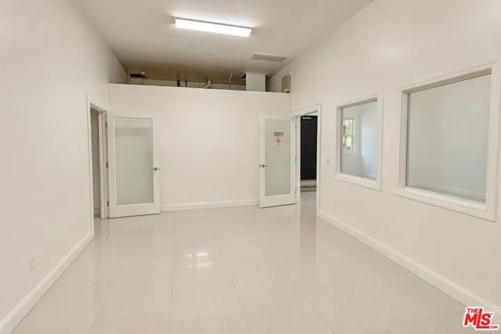 7172 Melrose Avenue, Los Angeles, California 90046 — photo 5