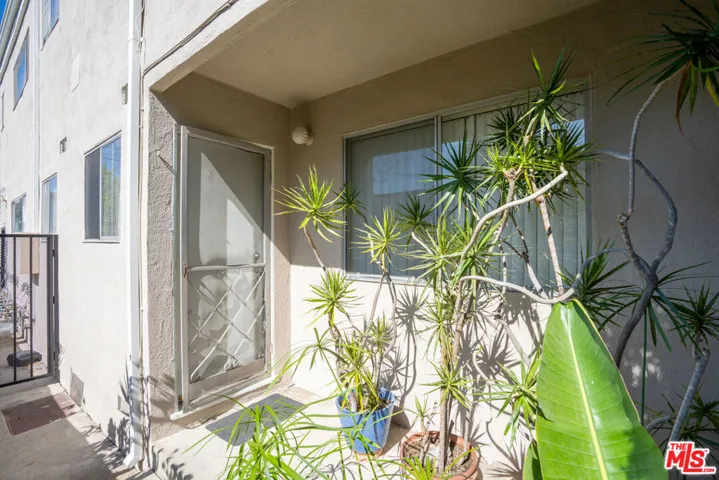 1434 Berkeley Street, Santa Monica, California 90404 — photo 5