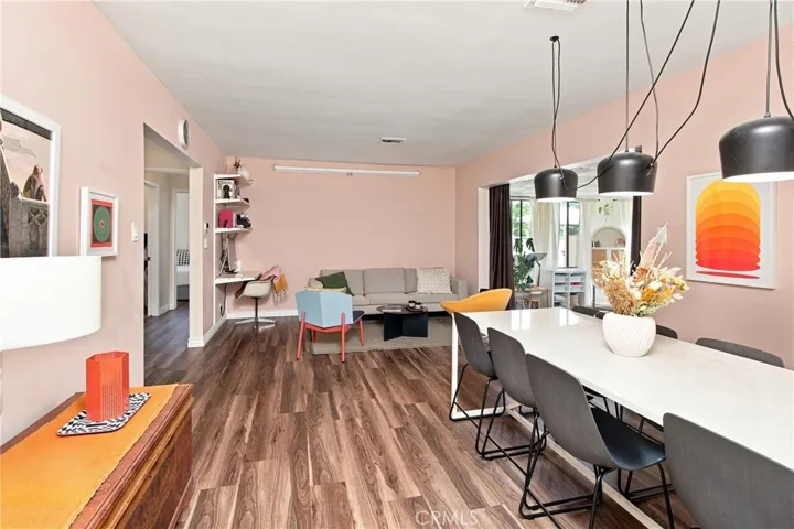 10108 Columbus, San Fernando, California 91345 — photo 4