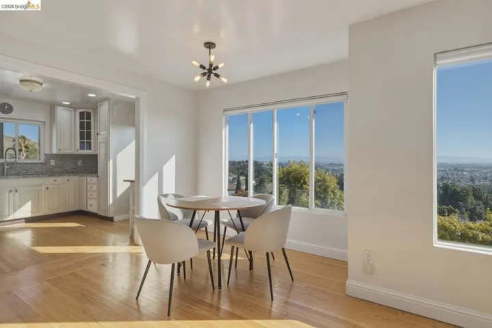 8011 Sunkist Dr, Oakland, California 94605 — photo 4