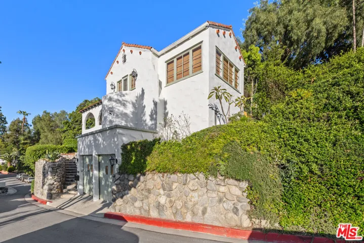 1224 Oberlin Drive, Glendale, California 91205 — photo 4