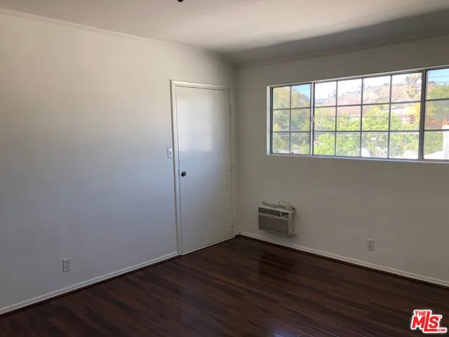1046 N Spaulding Avenue Avenue 8, West Hollywood, California 90046 — photo 5
