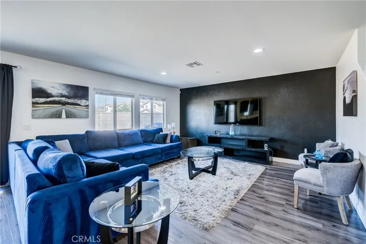 7212 Turnstone Court, Fontana, California 92336 — photo 4