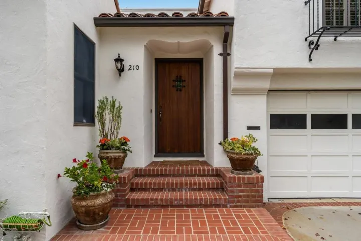 210 Avila Road, San Mateo, California 94402 — photo 5