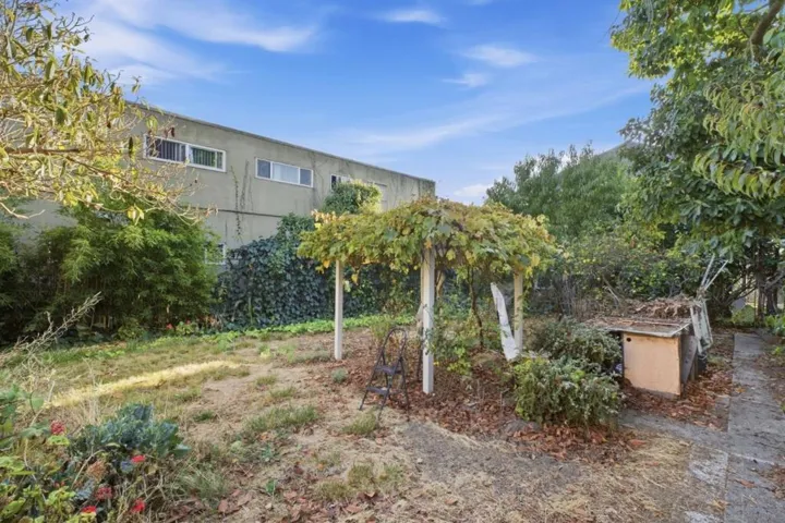 5457 Vicente Way, Oakland, California 94609 — photo 5