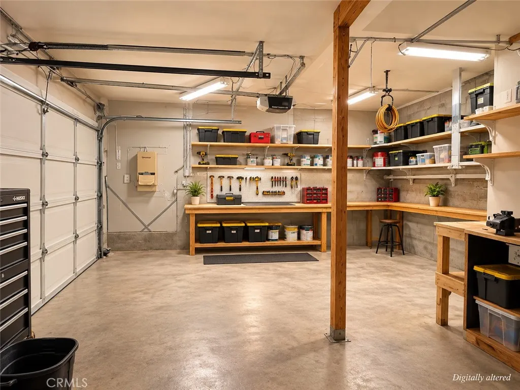 1 Car Garage and workshop 1 Car Garage and workshop