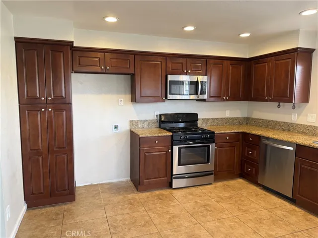 44580 La Paz, Temecula, California 92592 — photo 4