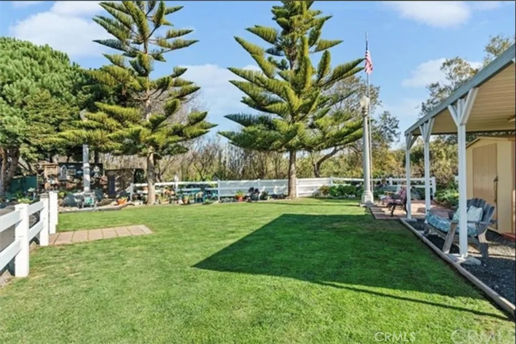 Pocket park at end of street.