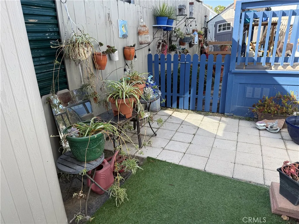 Front patio area