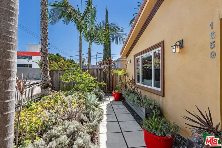 1659 Ellsmere Avenue, Los Angeles, California 90019 — photo 4