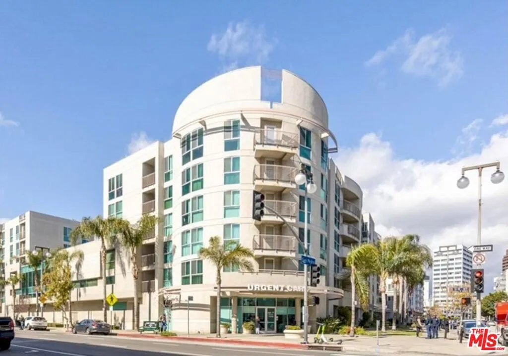 267 S San Pedro St #602