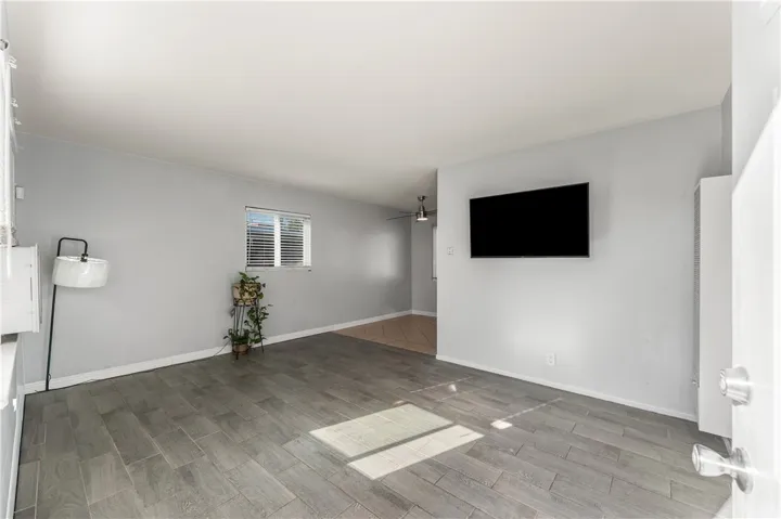38457 31st E, Palmdale, California 93550 — photo 4