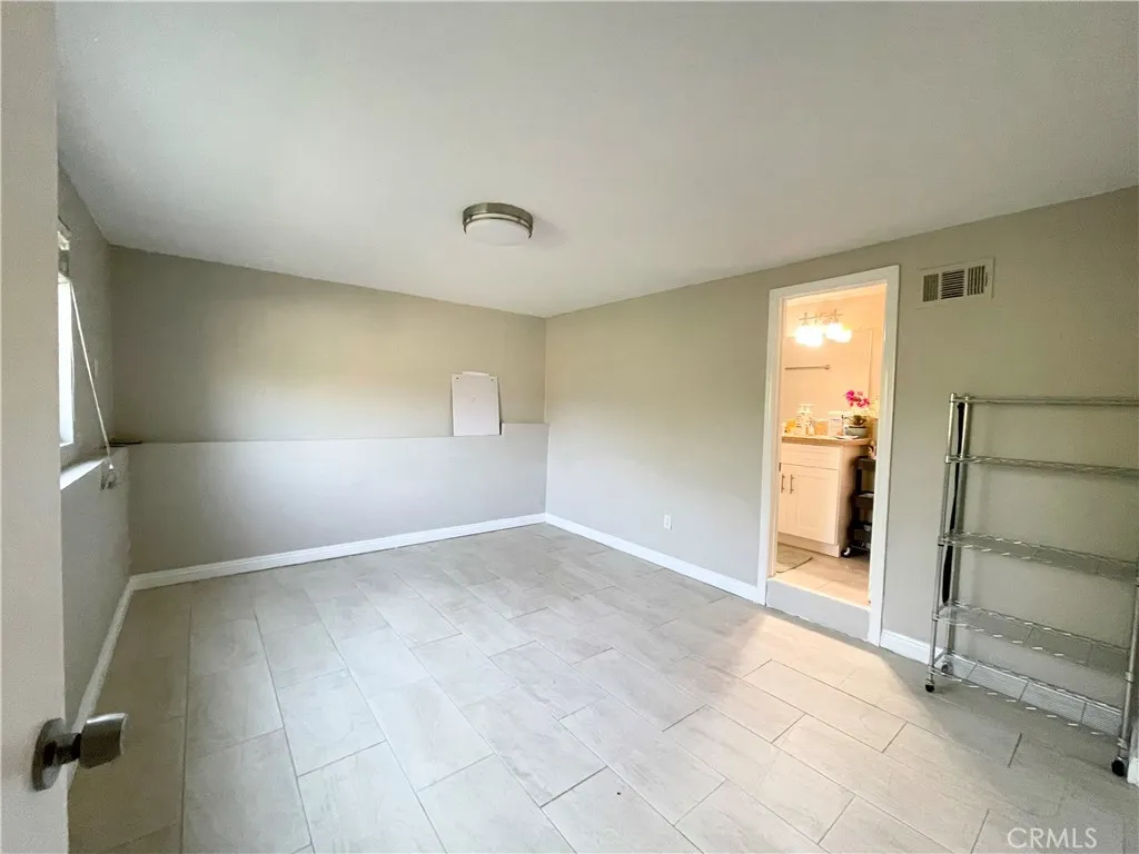 gallery-image 3