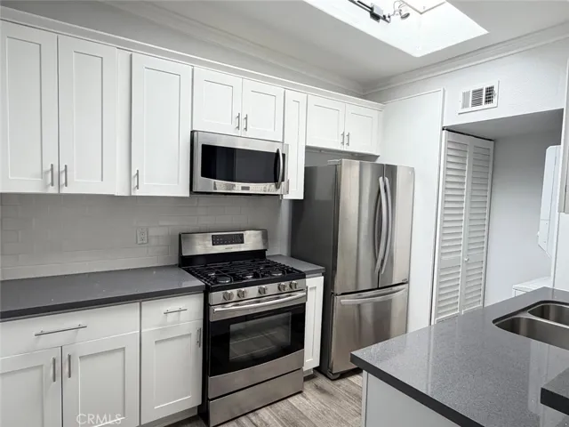 2654 Andover, Fullerton, California 92831 — photo 5