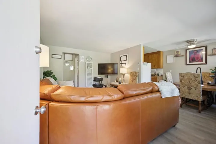 550 Berry Avenue, Hayward, California 94544 — photo 5