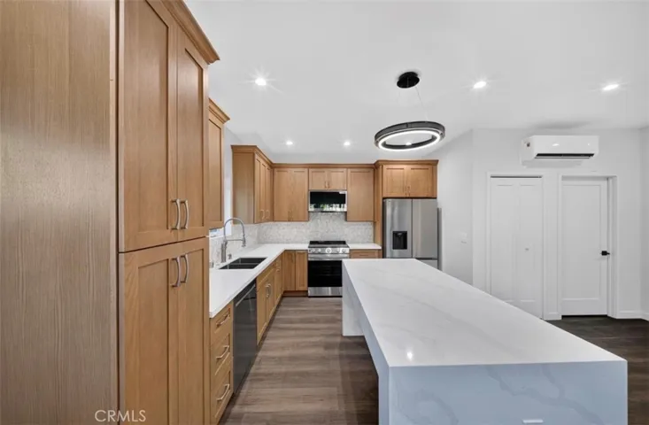 2529 Walnut, Venice, California 90291 — photo 4