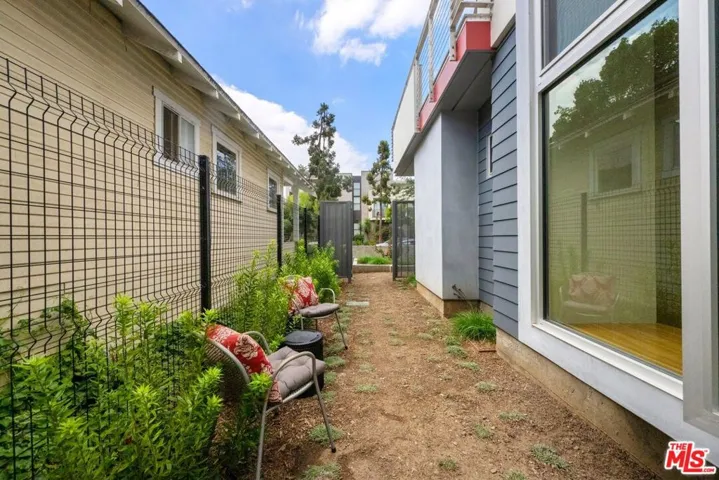 1227 23rd Street A, Santa Monica, California 90404 — photo 5