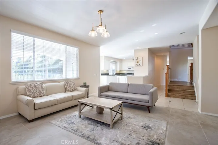 FAMILY ROOM/KITCHEN