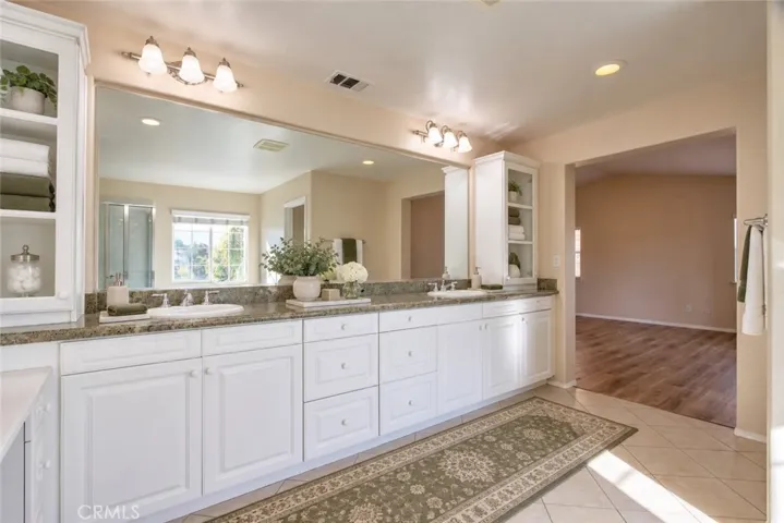Primary Bathroom - This photo has been virtually staged.