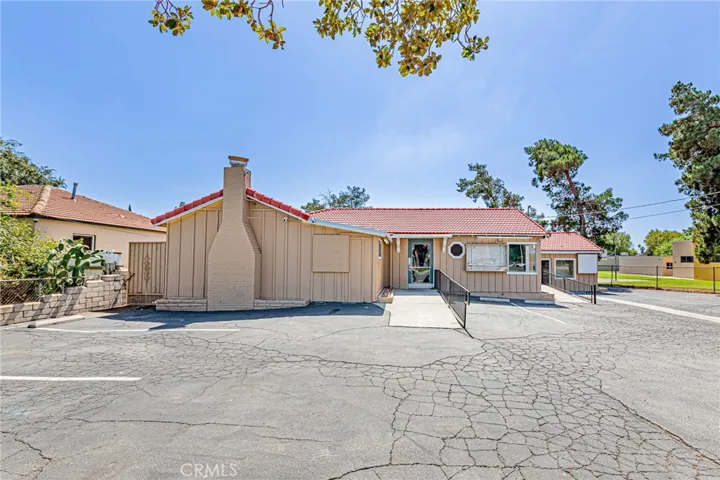 5430 Arlington Avenue, Riverside, California 92504 — photo 4
