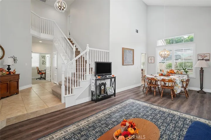 27500 Berkshire Hills, Valencia, California 91354 — photo 5