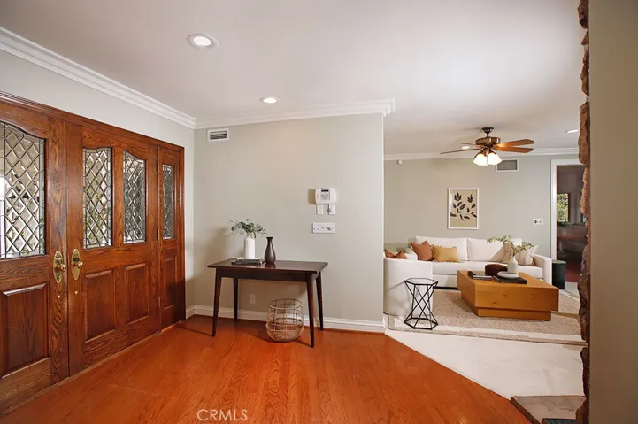3360 Country Club, Glendale, California 91208 — photo 5