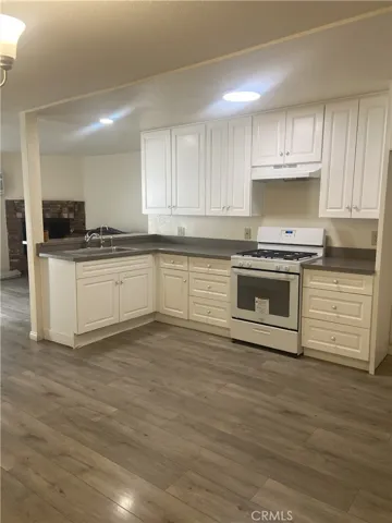 6819 Whitsett 105, Los Angeles, California 91605 — photo 5