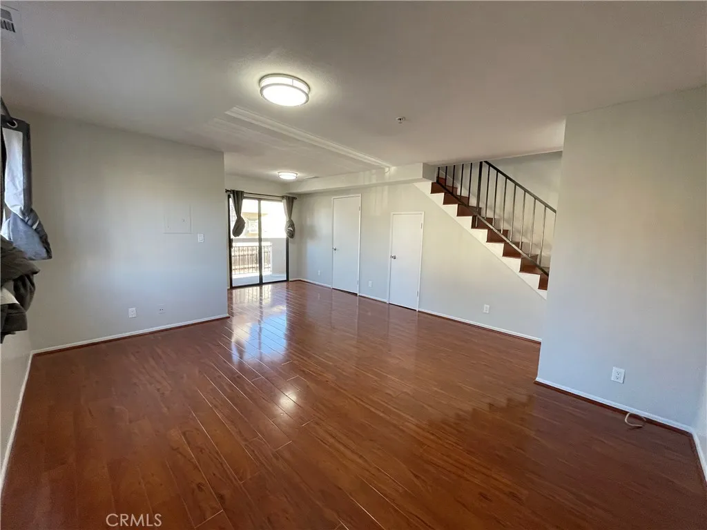 gallery-image 3