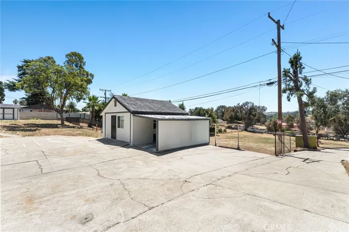 1390 Prospect, Pomona, California 91766 — photo 4