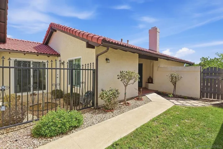 12884 Circulo Dardo, San Diego, California 92128 — photo 5
