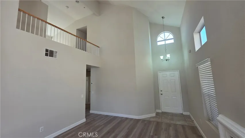 15577 Castellion, Fontana, California 92337 — photo 5