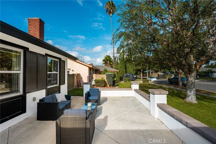 1822 Albion Avenue, Santa Ana, California 92705 — photo 5