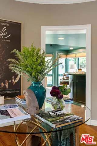291 Loring Avenue, Los Angeles, California 90024 — photo 4