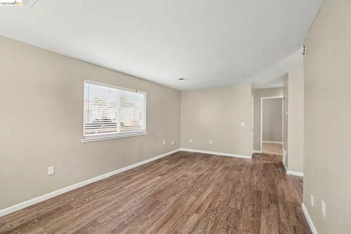 201 E 17th St, Pittsburg, California 94565 — photo 5