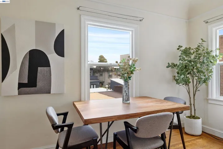 1438 Lakeshore Ave 6, Oakland, California 94606 — photo 5