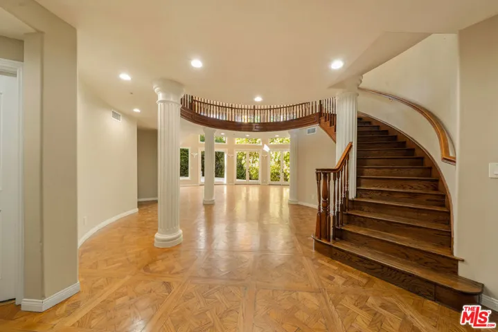 1109 Pine Drive, Beverly Hills, California 90210 — photo 4