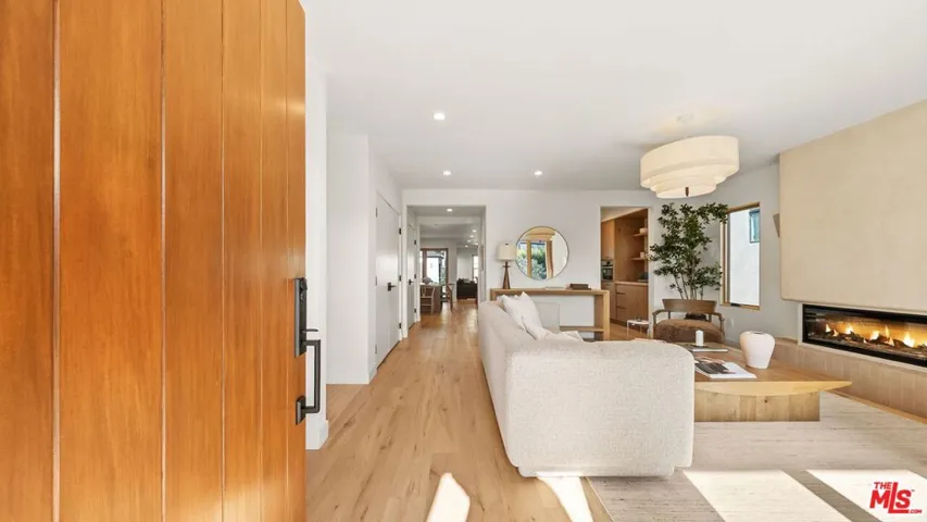 3452 Moore Street, Los Angeles, California 90066 — photo 4