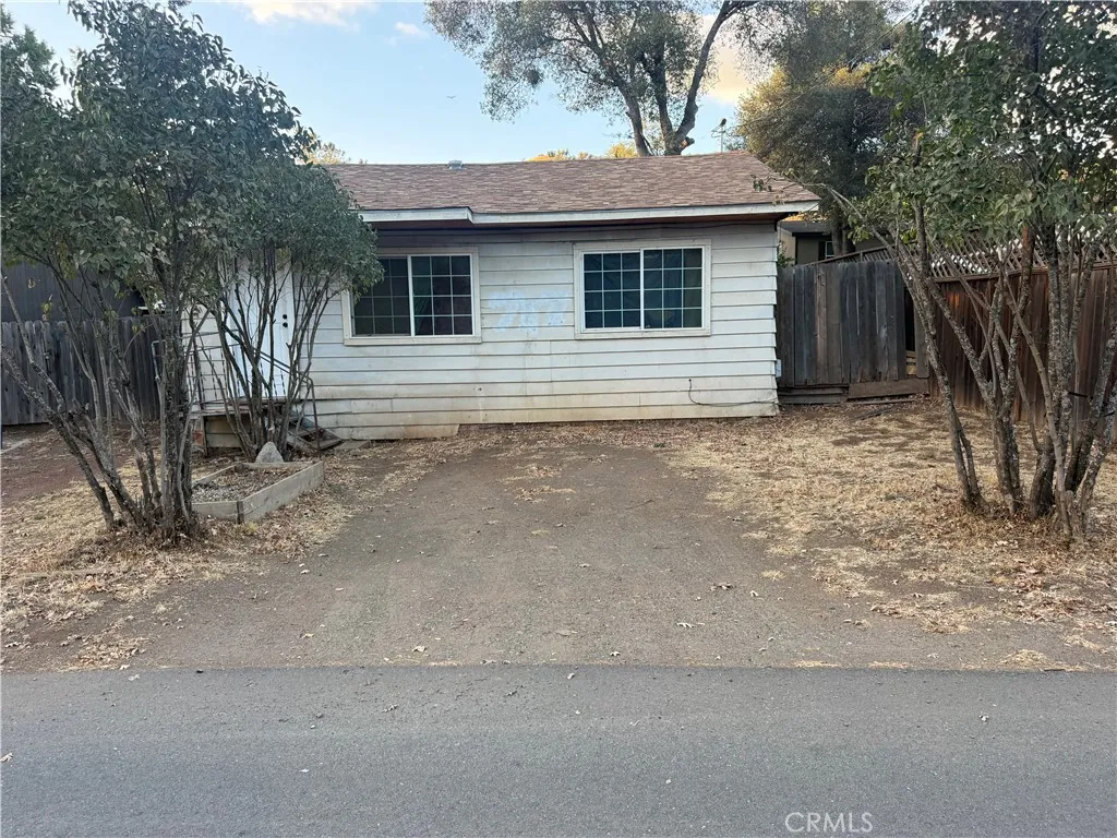 14380 Woodland