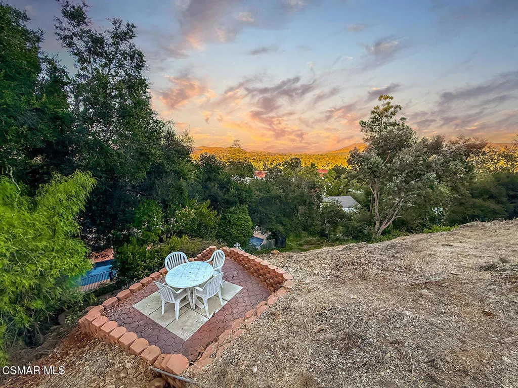 Hilltop viewing terrace