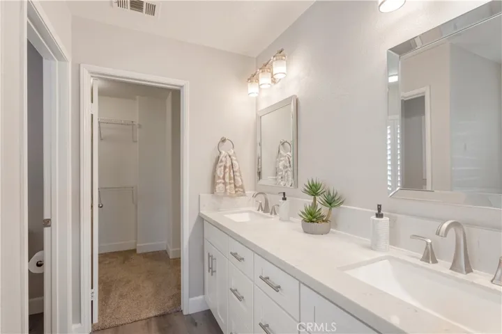 Primary Bathrooom