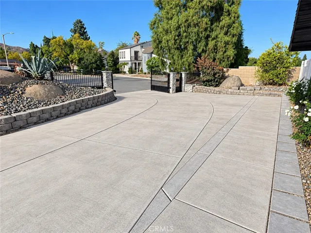 6031 Vista Del Aguila, Riverside, California 92509 — photo 4