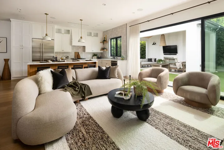3609 Greenwood Avenue, Los Angeles, California 90066 — photo 4
