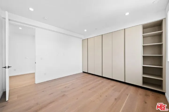 307 N Wilton Place 101, Los Angeles, California 90004 — photo 4