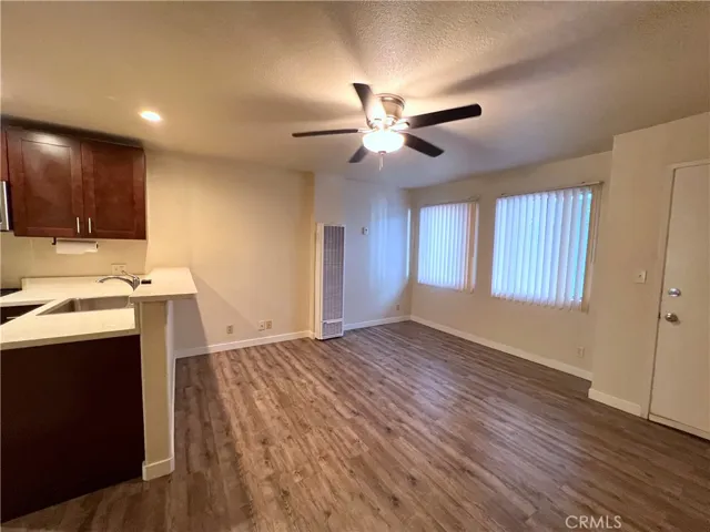 4307 W 142nd Street 4, Hawthorne, California 90250 — photo 4