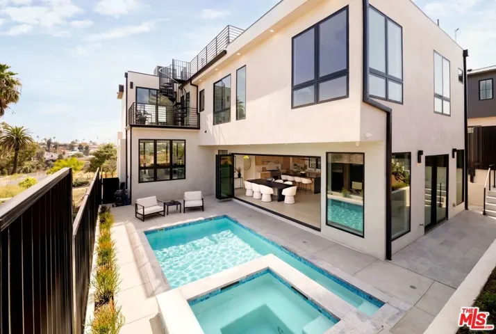 605 Erskine Drive, Los Angeles, California 90272 — photo 5