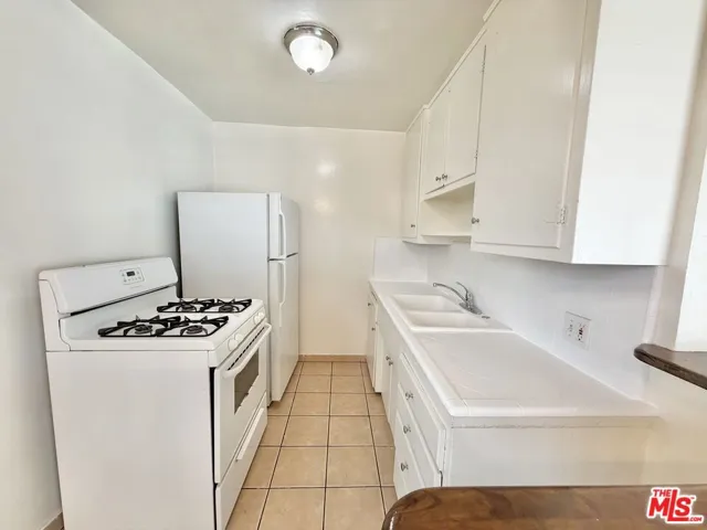 932 Wilcox Avenue 4, Los Angeles, California 90038 — photo 5