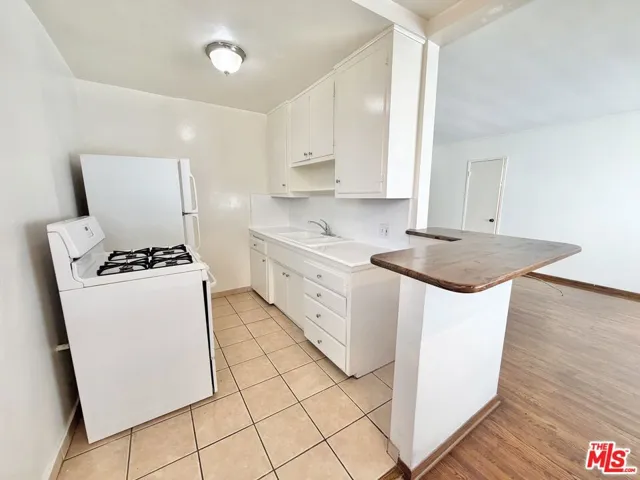 932 Wilcox Avenue 4, Los Angeles, California 90038 — photo 4