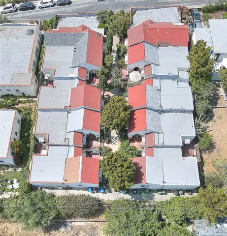 1752 1746 Lucretia Avenue, Los Angeles, California 90026 — photo 4