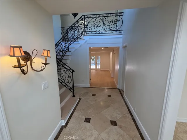 16545 Park Lane Cir, Los Angeles, California 90049 — photo 4