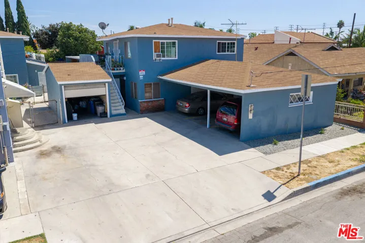 3700 E 61st Street, Huntington Park, California 90255 — photo 4